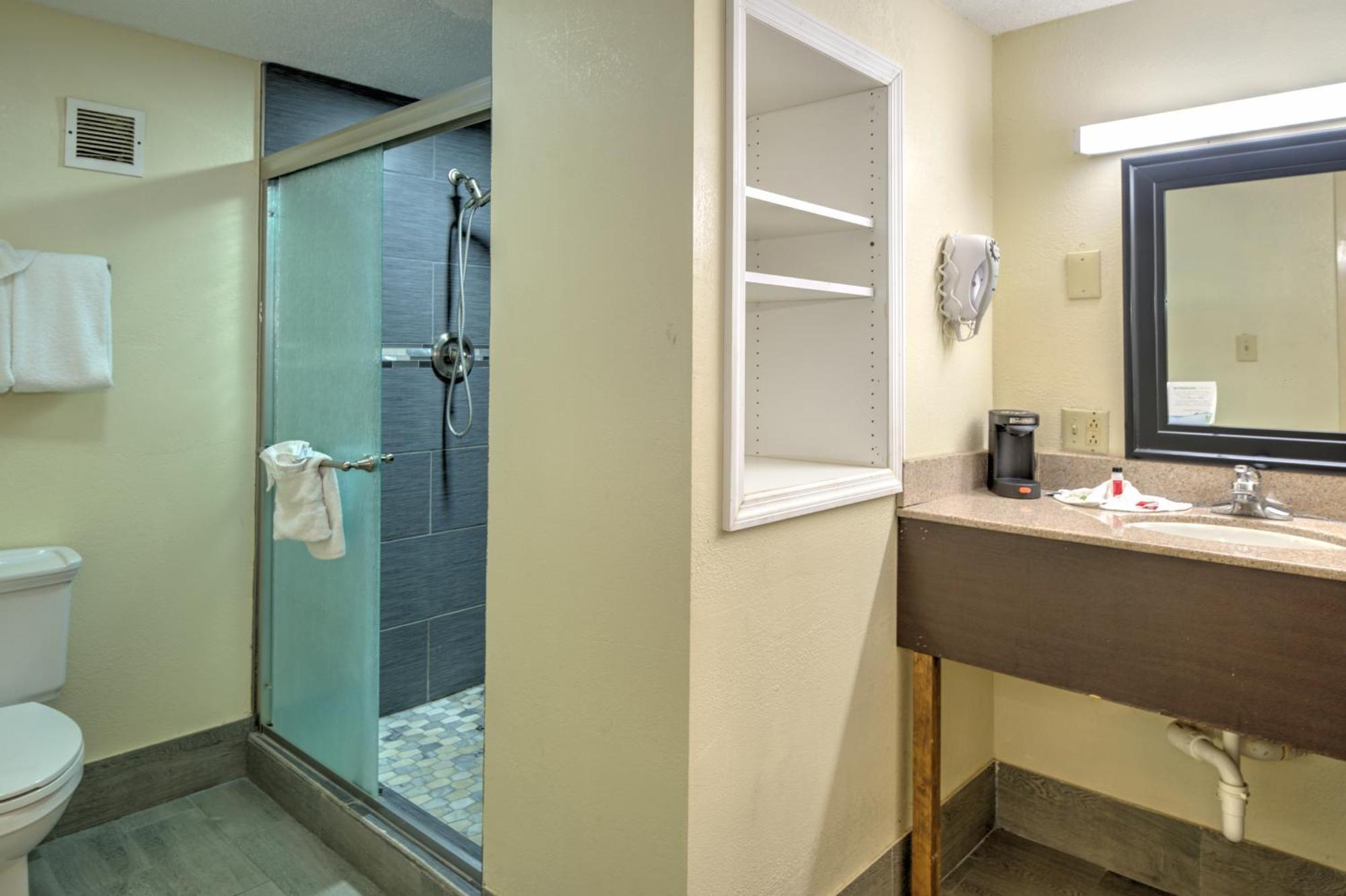 ซูเปอร์ 8 บาย วินด์แฮม น็อกซ์วิลล์ Hotel ภายนอก รูปภาพ