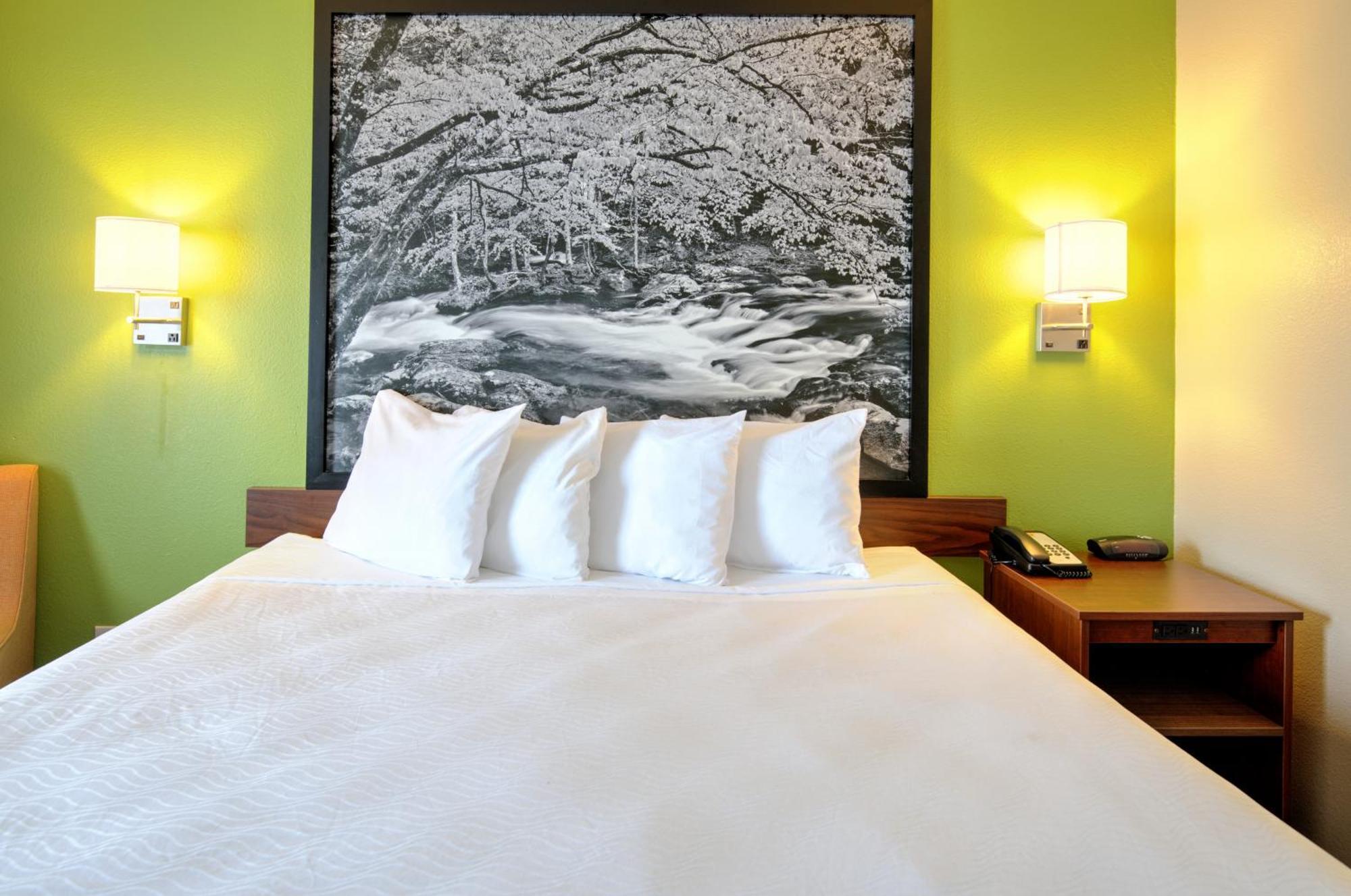 ซูเปอร์ 8 บาย วินด์แฮม น็อกซ์วิลล์ Hotel ภายนอก รูปภาพ