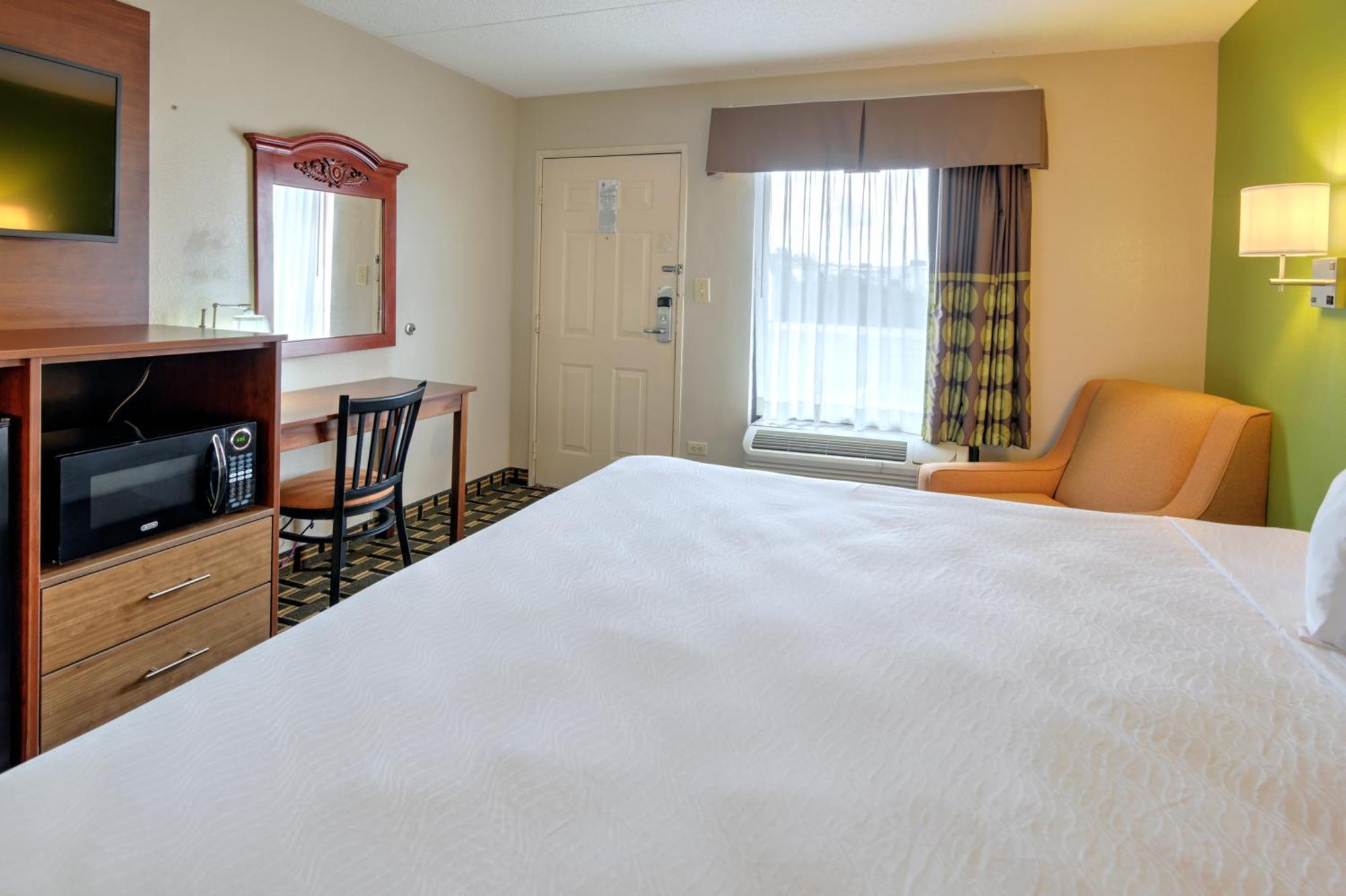 ซูเปอร์ 8 บาย วินด์แฮม น็อกซ์วิลล์ Hotel ภายนอก รูปภาพ